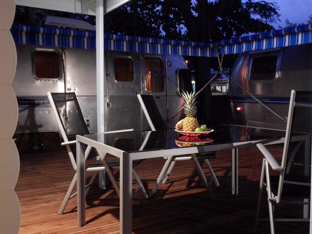 Airstream Paradise Bernard Экстерьер фото